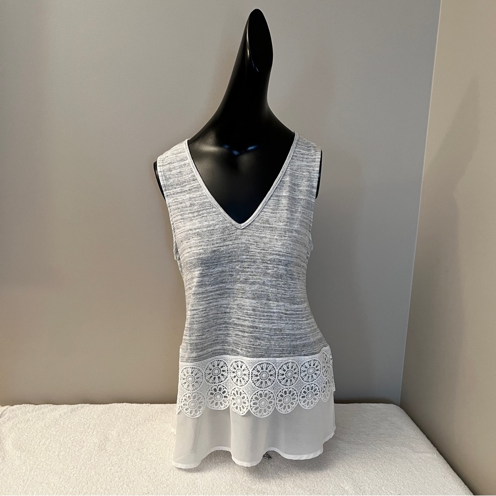 Anthropologie W5 Gray & White Lace Layered Tank Top | Size Small